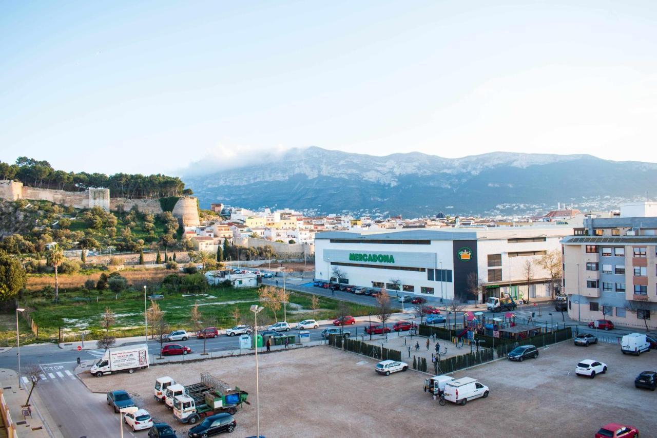Atico Con Vistas Al Castillo Al Lado Del Mar Denia Exterior photo